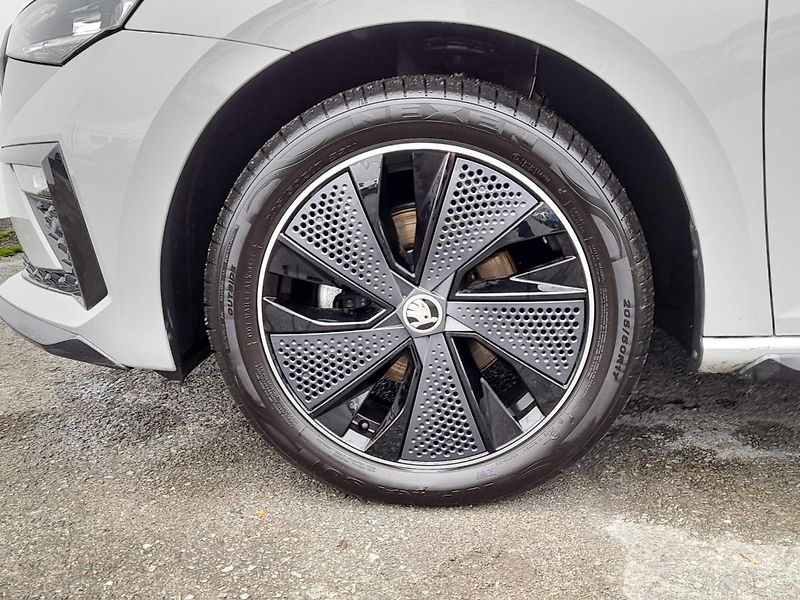 Škoda Scala Monte Carlo 1.0 TSI 85kW 6MP - fotka 10 z 20
