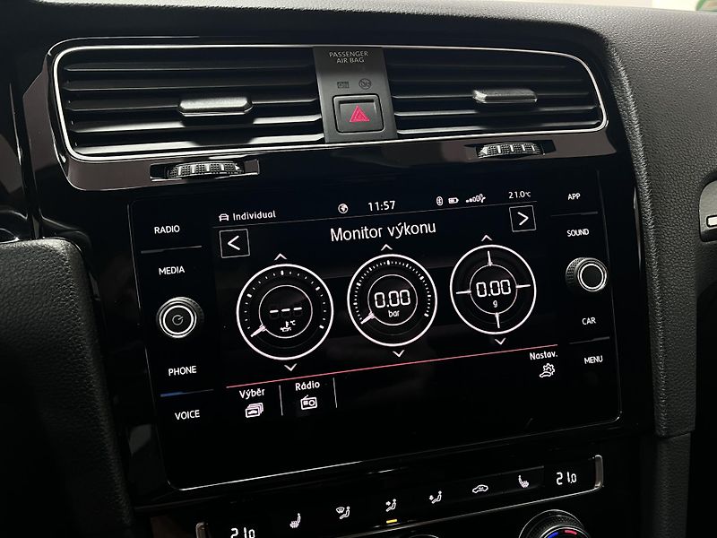Volkswagen Golf GTI Performance 180 kW - fotka 37 z 50