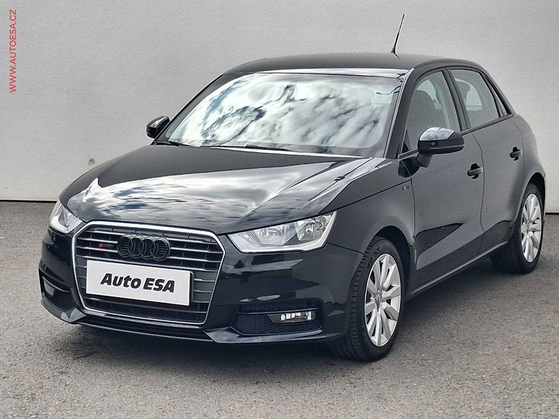 Audi A1 (2016) 1.0 TFSi, 1.maj, AC, navi - fotka 3 z 16