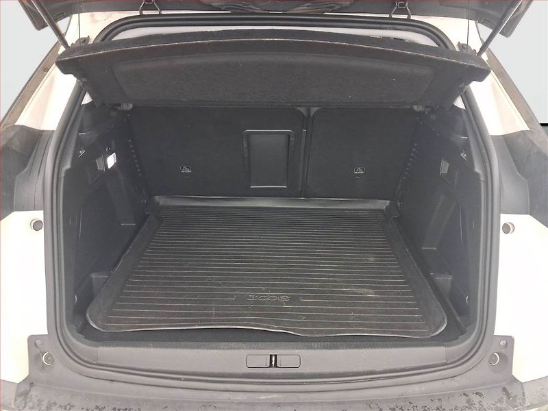 Peugeot 3008 (2017) 1.2 PureTech, Serv.kniha, Navi - fotka 14 z 21