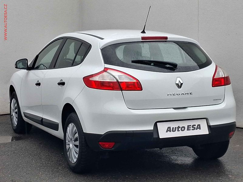 Renault Mégane (2011) 1.6i, 1.maj,ČR, AC, temp - fotka 6 z 16