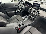 Mercedes-Benz GLA 200d 4MATIC - náhled 12