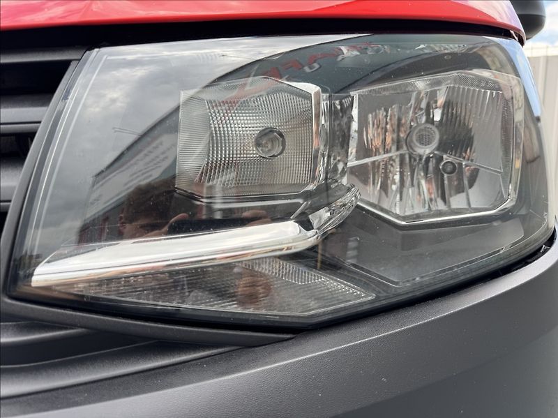 Volkswagen Transporter 2,0 TDI DSG LONG DPH 1.maj. ČR - fotka 10 z 50