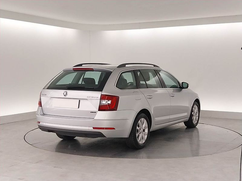Škoda Octavia (2019) Style 1.5 TSI G-TEC, Automat - fotka 5 z 21