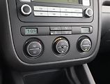 Volkswagen Golf (2008) 1.4 16V, nová STK, CZ doklady - náhled 15
