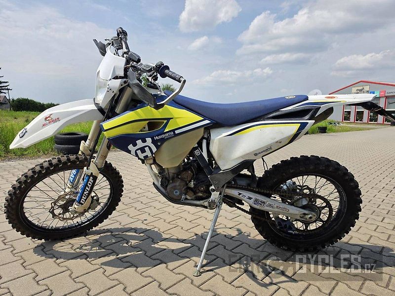 Husqvarna FE 350 (2016) - fotka 9 z 12