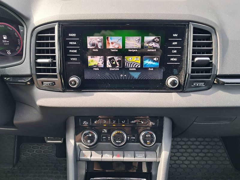 Škoda Karoq (2023) SPORTLINE 1.5 TSI / 110 kW DSG - fotka 15 z 29