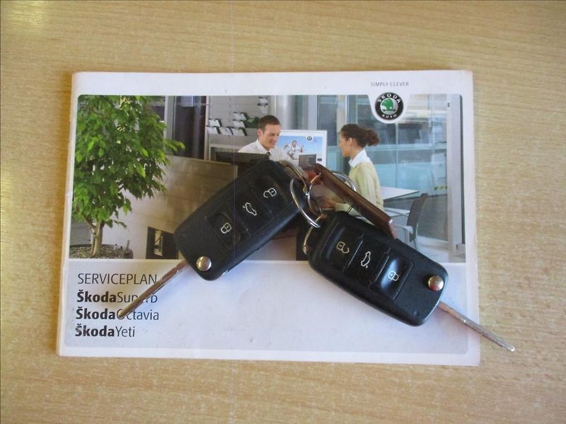 Škoda Yeti 1,2 TSI, klima, serv. kniha, - fotka 22 z 33