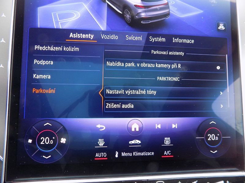 Mercedes-Benz EQE (2023) 350+/Performance-LED/PANO/DPH/ - fotka 38 z 50