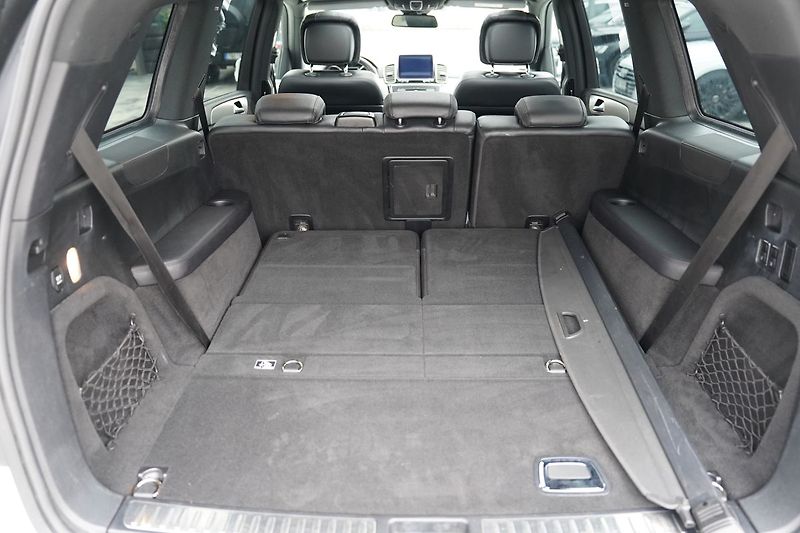 Mercedes-Benz GLS 350d 4Matic AMG/ČR - fotka 12 z 49