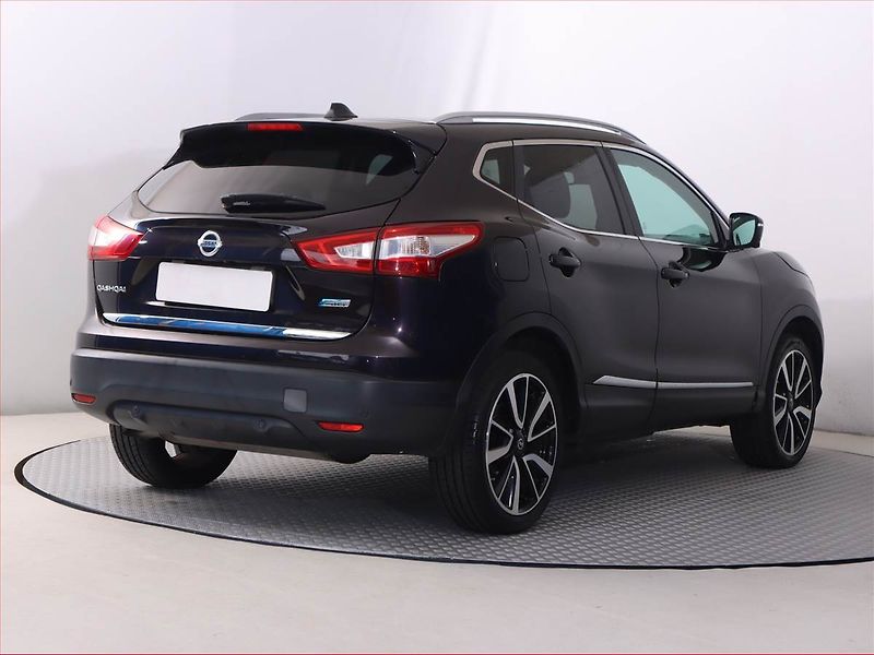 Nissan Qashqai (2014) 1.6 dCi, Serv.kniha, Kůže - fotka 5 z 22