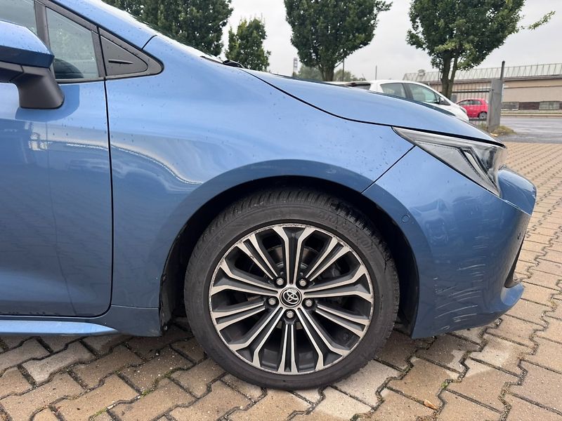 Toyota Corolla (2019) 1,2i 85KW TURBO SPOJKA 2. MAJ - fotka 17 z 50