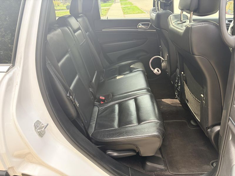 Jeep Grand Cherokee 3.0 V6 CRD 184KW - fotka 44 z 47