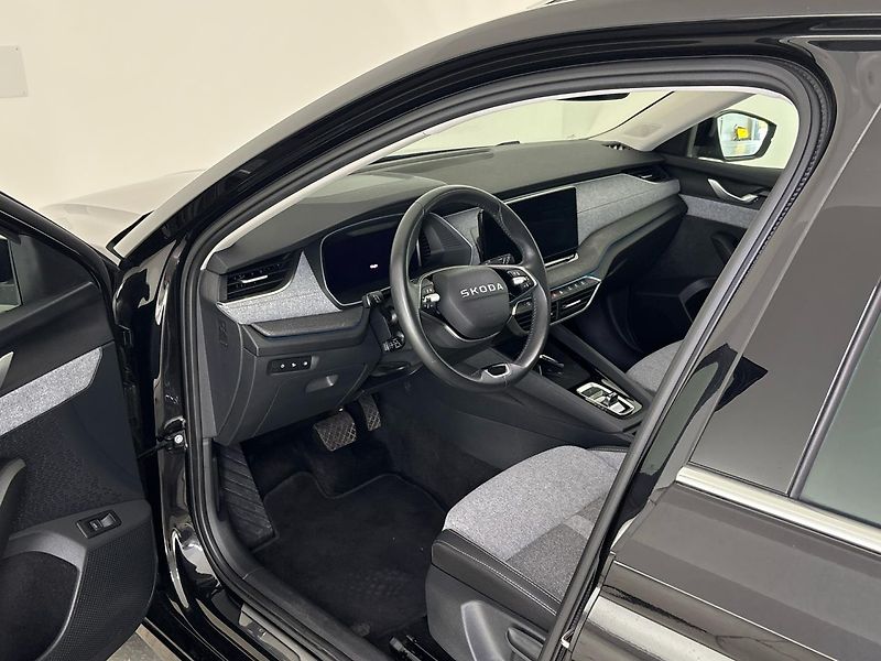 Škoda Octavia Top Selection DSG - fotka 6 z 29