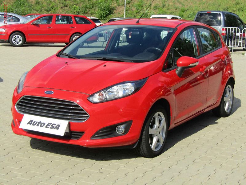 Ford Fiesta (2015) 1.2i, 1.maj,ČR, Klima - fotka 3 z 16