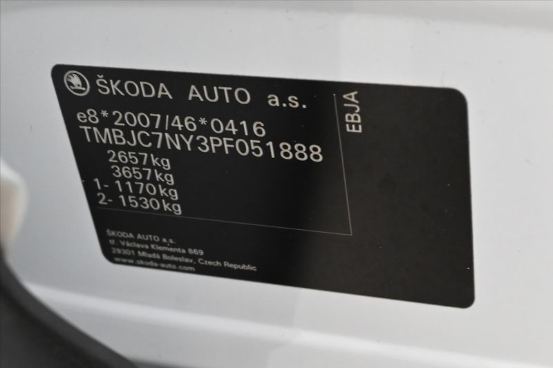 Škoda Enyaq iV 80 150kW SoH 94,5% Záruka a - fotka 12 z 32