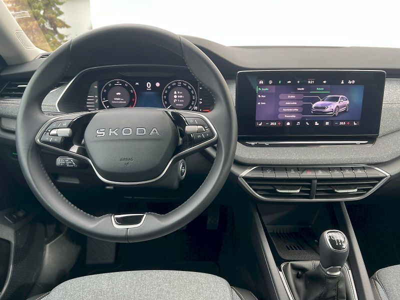 Škoda Octavia (2024) Top Selection 1.5TSi 110kW 6° - fotka 22 z 30
