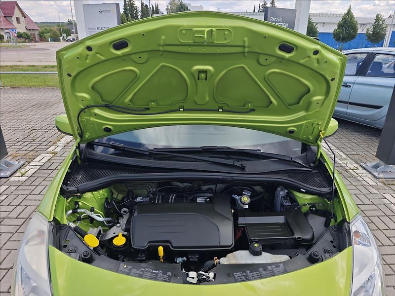 Renault Clio 1,2 16V  Authentique - fotka 19 z 19