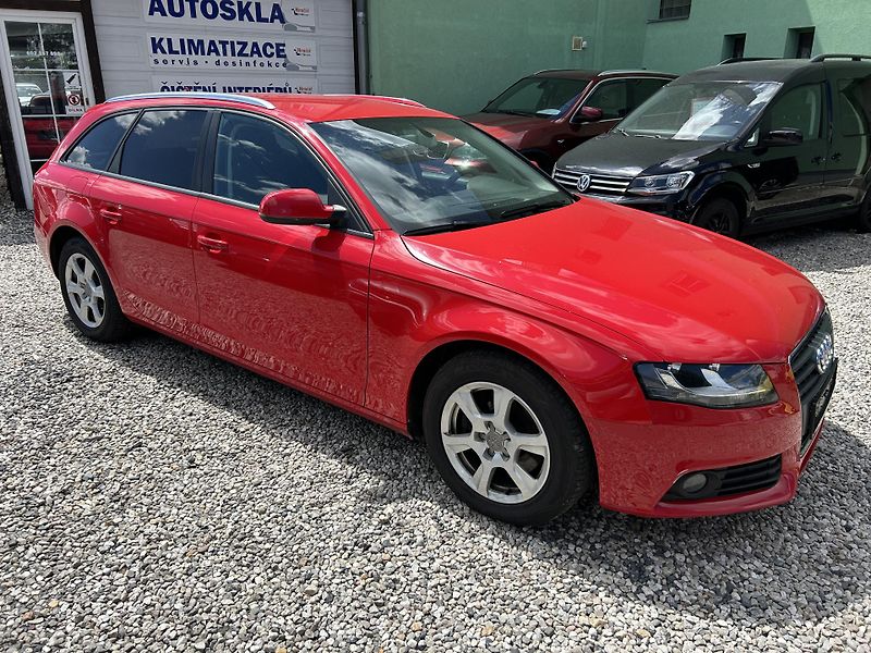 Audi A4 (2010) 2.0 TDi 105 KW manuál  - fotka 5 z 24