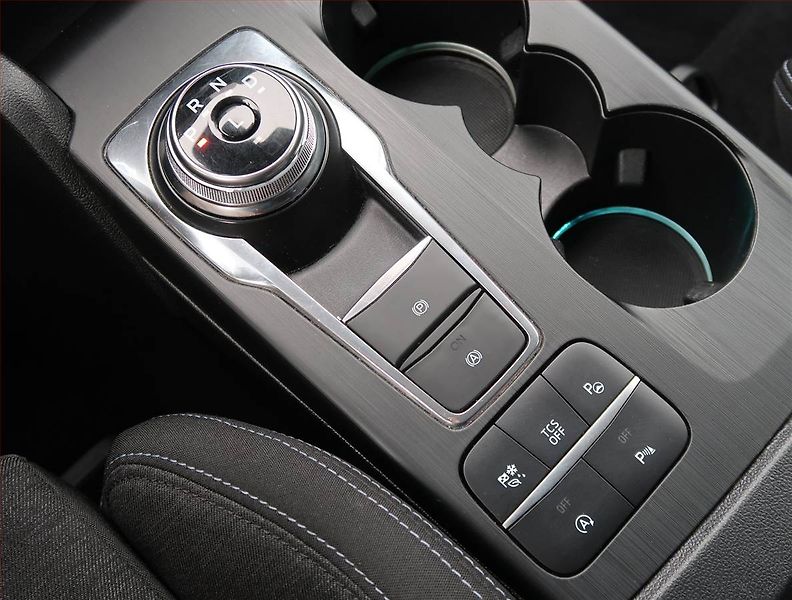 Ford Focus (2020) Edition 1.5 EcoBoost, Automat - fotka 12 z 18