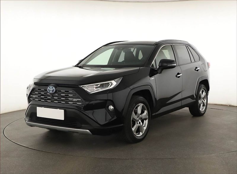 Toyota RAV4 (2020) 2.5 Hybrid - fotka 2 z 20