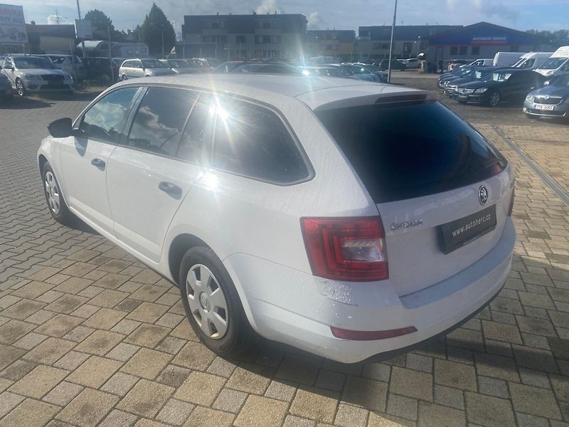 Škoda Octavia (2015) III Kombi 1.6 TDi - fotka 5 z 25