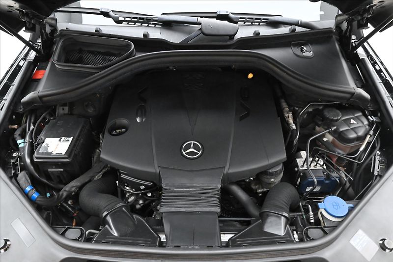 Mercedes-Benz Třídy M 3,0 350 CDI 190 kW 4MATIC Záru - fotka 9 z 29
