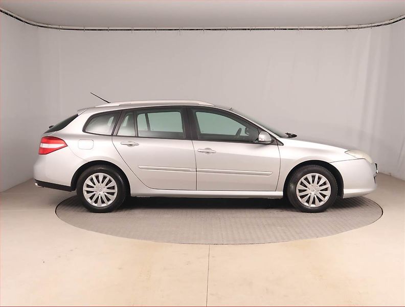 Renault Laguna (2009) 2.0 DCi, po STK, jezdí skvěle - fotka 6 z 14