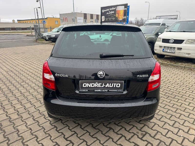 Škoda Fabia (2013) 1,2 HTP 51 KW KM STK 1. MAJ. - fotka 5 z 49
