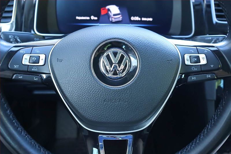 Volkswagen Golf (2017) 2.0 TDI, Automat, Navi - fotka 23 z 24