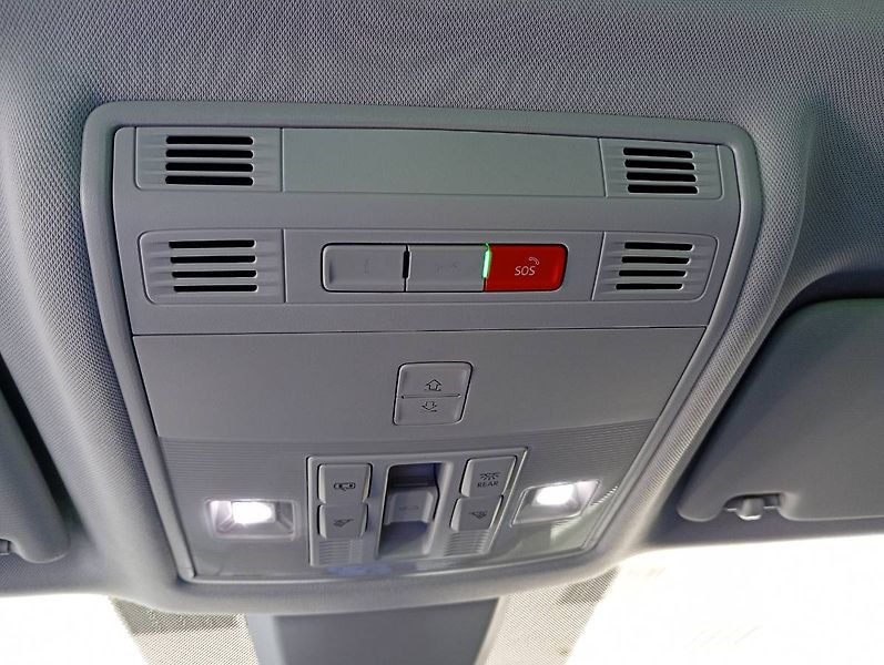 Škoda Karoq (2021) 1.5 TSI Style DSG PANORAMA LED - fotka 25 z 35