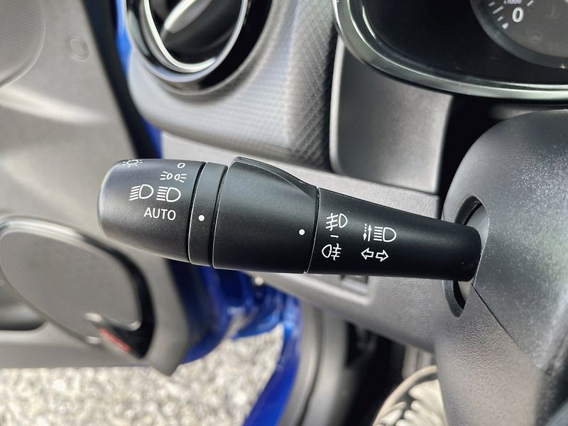 Renault Clio (2016) 1.2 TCe,Automat,Intens,ČR - fotka 15 z 36