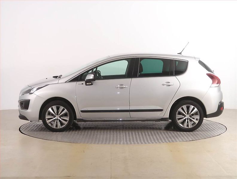 Peugeot 3008 (2015) Allure 1.6 VTi, Serv.kniha - fotka 3 z 19