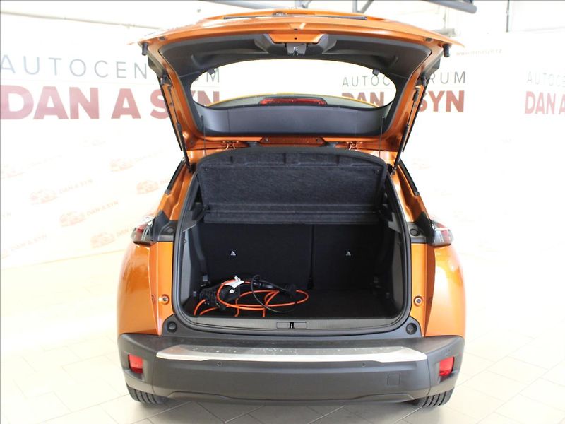 Peugeot 2008 0,0 e-2008 100kw/136hp - fotka 8 z 38