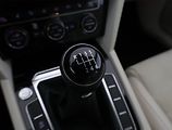 Volkswagen Passat (2016) 2.0 TDI, Serv.kniha, Kůže - náhled 11