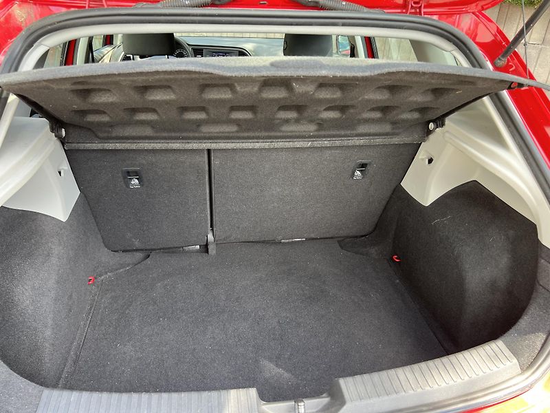 Seat Leon 1.2 TSi 77 kW ROZV. ŘEMEN - fotka 11 z 13