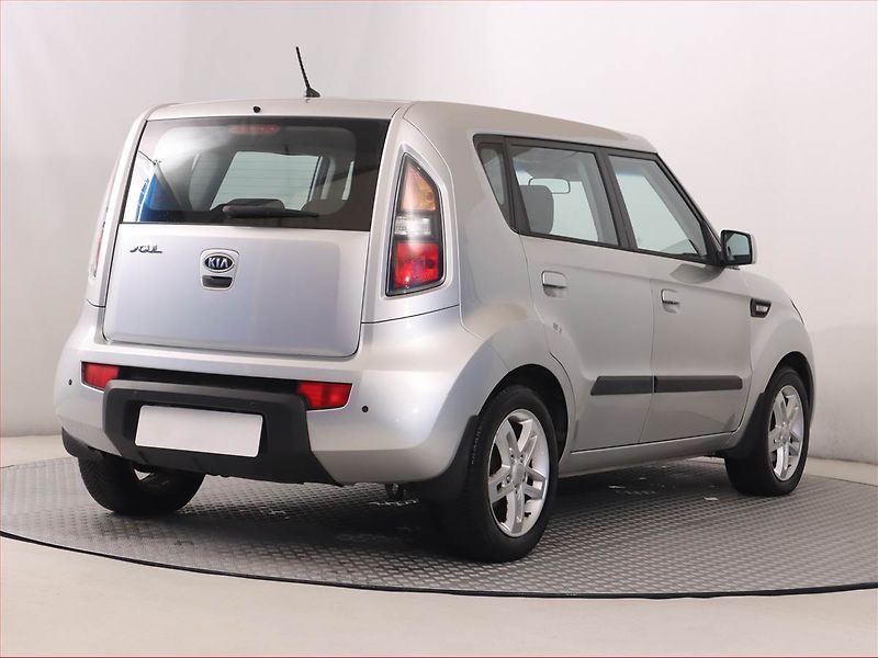 Kia Soul (2009) 1.6 CVVT, levný provoz - fotka 5 z 15