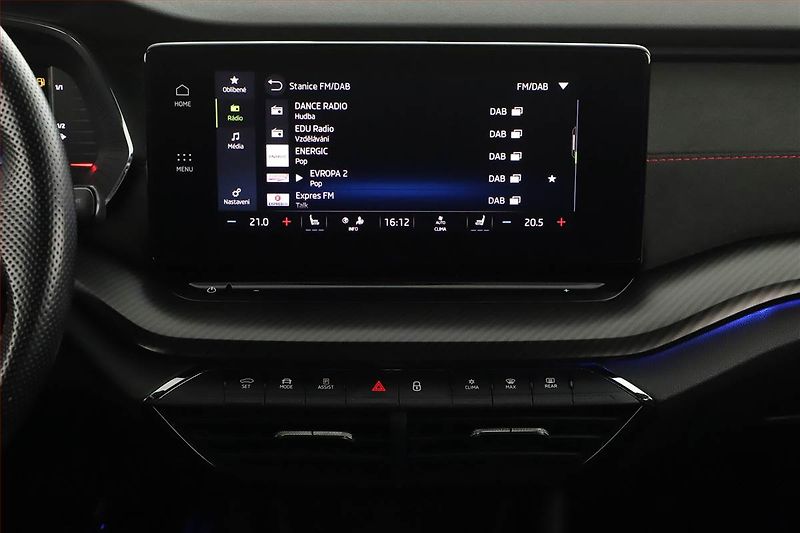 Škoda Octavia (2022) RS 2.0 TSI - fotka 12 z 16