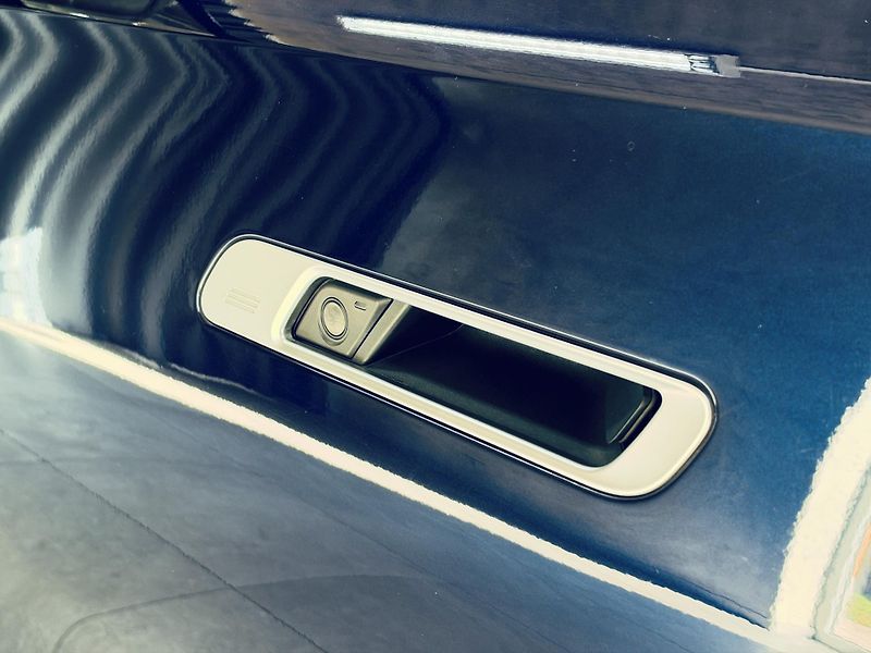 BMW Řada 7 (2023) 750e*ZÁRUKA*TV*MAX.VÝBAVA - fotka 10 z 46