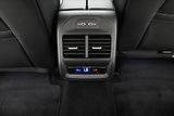 Volkswagen Passat 2,0 TDI 110 kW DSG Business Zá - náhled 22