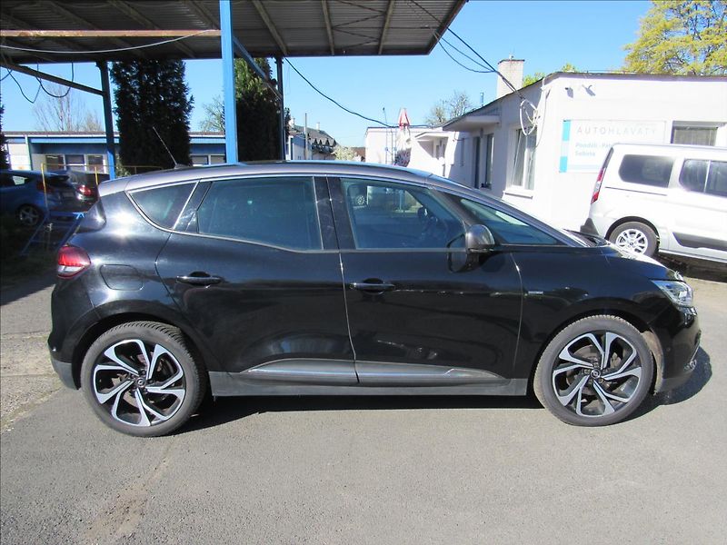 Renault Scénic 1,6 dCi 118kW Automat - fotka 8 z 35