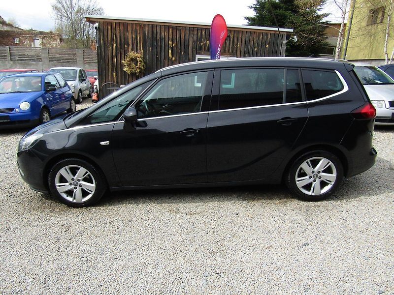 Opel Zafira (2015) 2.0 CDTi ÚPLNÁ SERVISNÍ HISTOR - fotka 3 z 48