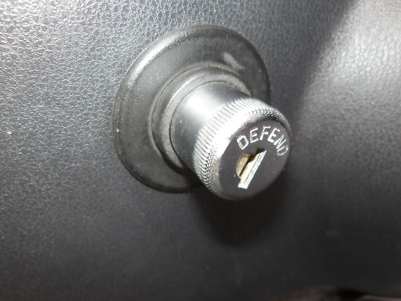 Nissan Qashqai (2009) 2,0i 104kW AUTOMAT !! - fotka 20 z 25