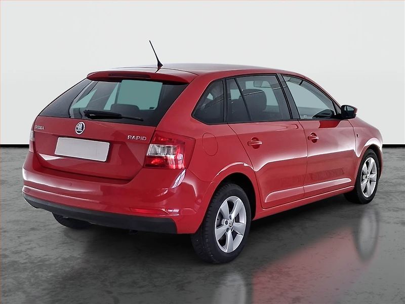 Škoda Rapid (2014) Spaceback 1.2 TSI - fotka 5 z 21