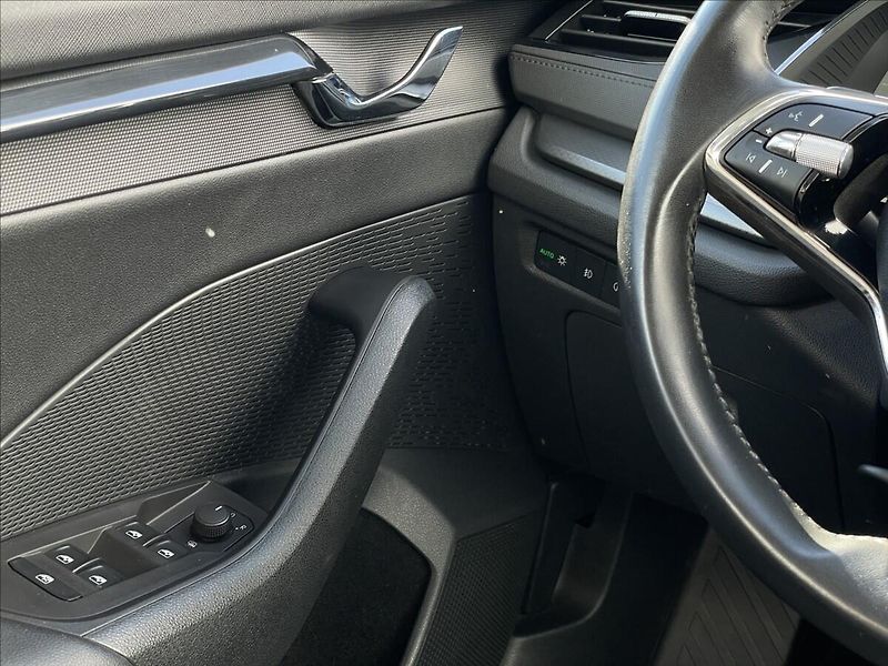 Škoda Octavia 2,0 TDI 4x4 DSG Ambi Plus TZ - fotka 13 z 21