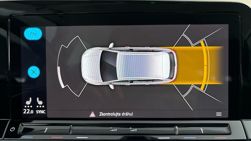 Volkswagen Golf 1.5 TSI DSG Style Variant - fotka 12 z 27