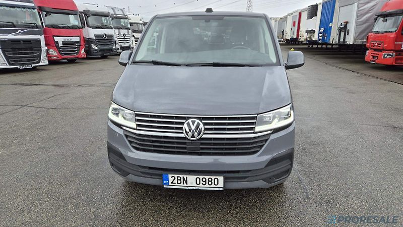 Volkswagen Multivan 2,0 TDi 110 kW - fotka 2 z 19