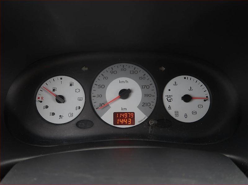 Renault Thalia (2007) 1.2 16V, za super cenu - fotka 11 z 14