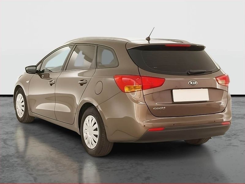 Kia Ceed (2016) 1.6 CRDi, Automat, Serv.kniha - fotka 4 z 19