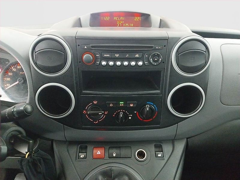 Citroën Berlingo (2012) 1.6 VTi, 5Míst, Klima - fotka 12 z 14